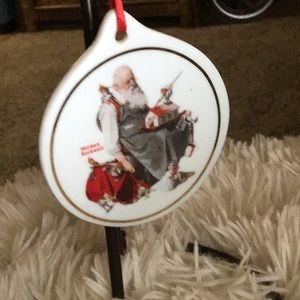 1999 Norman Rockwell Santa w/Elves xmas ornament